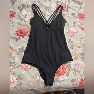 S O’Neil one piece